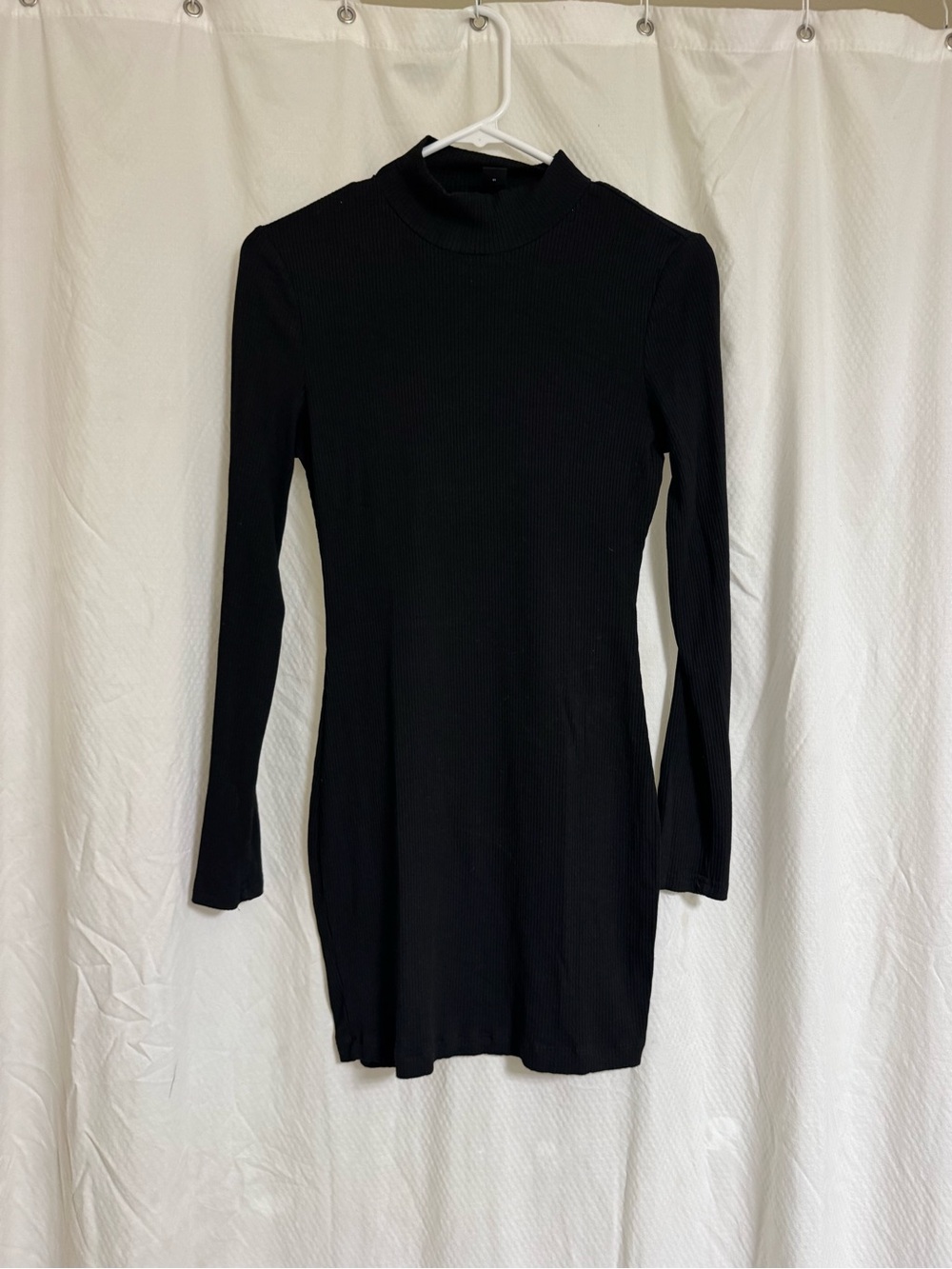 SHEIN Black Long-Sleeve Ribbed Mock-Neck Dress. Medium. Mini dress